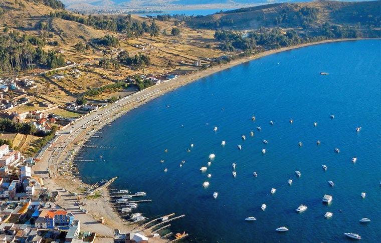Discover Peru, discover the Lake Titicaca with GayPeru Travel