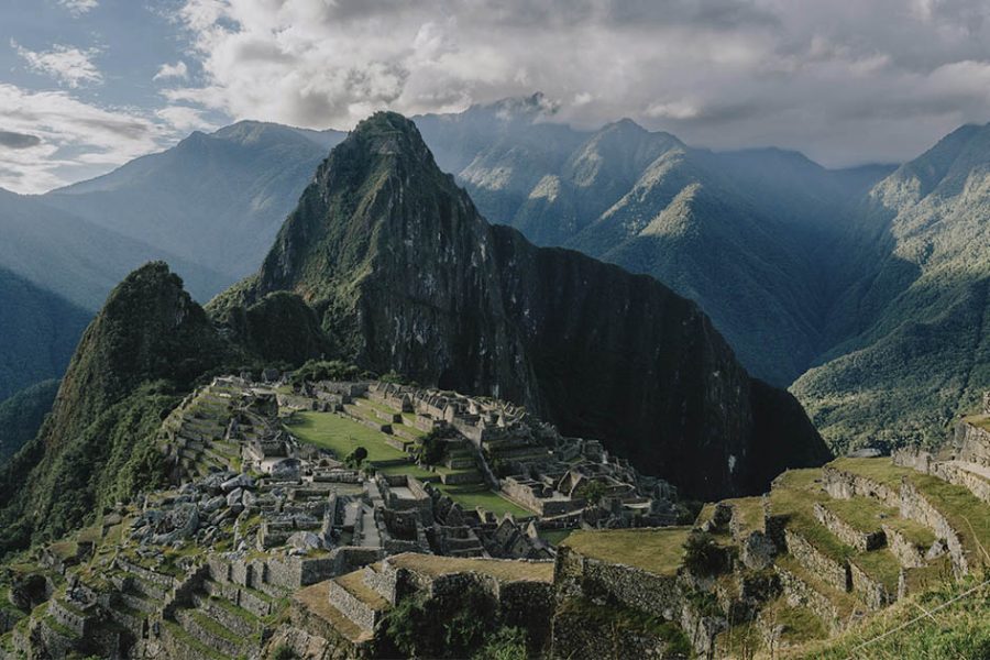 Premium Sacred Valley and Machu Picchu tour with Vistadome train and panoramic views
